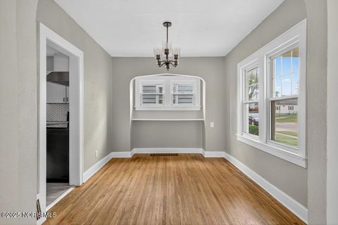 Tiny photo for 5848 Acoma Drive, Toledo, OH 43623 (MLS # 10000657)