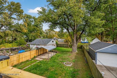 Tiny photo for 5848 Acoma Drive, Toledo, OH 43623 (MLS # 10000657)