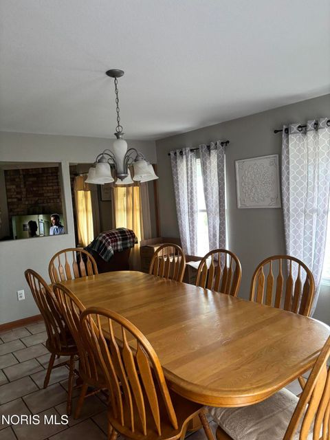 Tiny photo for 5113 Weckerly Road, Monclova, OH 43542 (MLS # 10006445)