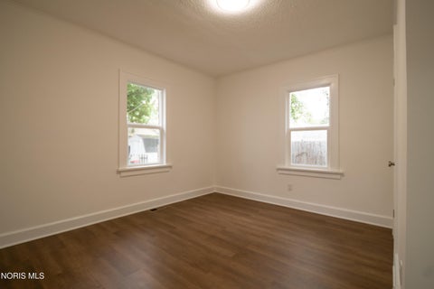 Tiny photo for 1260 Craigwood Road, Toledo, OH 43612 (MLS # 10013127)