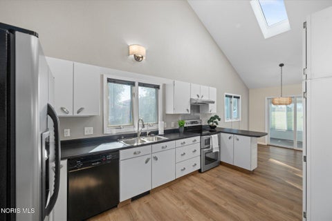 Tiny photo for 4616 Pickle Road, Oregon, OH 43616 (MLS # 10013203)