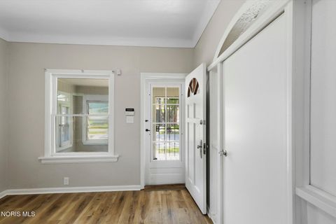 Tiny photo for 113 E Hudson Street, Toledo, OH 43608 (MLS # 10007396)