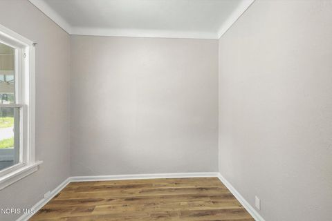 Tiny photo for 113 E Hudson Street, Toledo, OH 43608 (MLS # 10007396)