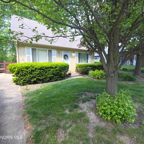 Photo of 1120 Clark Street, Holland, OH 43528 (MLS # 10007777)