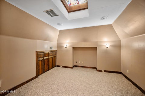 Tiny photo for 2157 Shenandoah Road, Toledo, OH 43607 (MLS # 10008679)