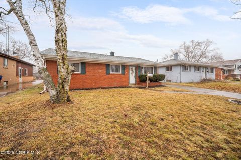 Tiny photo for 2338 Brookridge Drive, Toledo, OH 43613 (MLS # 10002609)