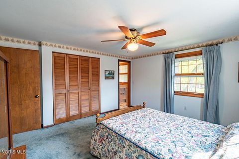 Tiny photo for 2012 Belvedere Drive, Toledo, OH 43614 (MLS # 10007971)