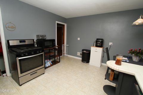 Tiny photo for 2818 119th Street, Toledo, OH 43611 (MLS # 10005858)