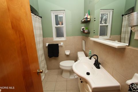 Tiny photo for 2818 119th Street, Toledo, OH 43611 (MLS # 10005858)