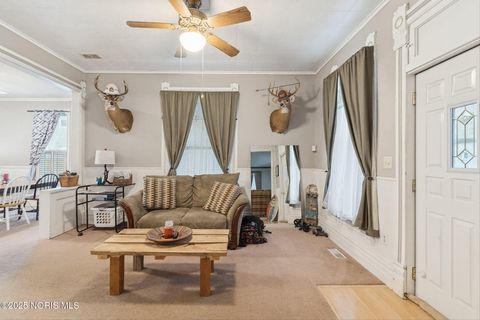 Tiny photo for 213 Cherry Street, Findlay, OH 45840 (MLS # 10001770)