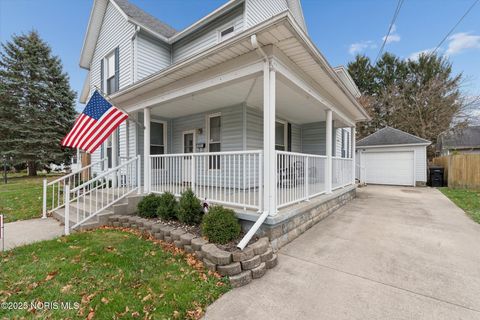 Tiny photo for 213 Cherry Street, Findlay, OH 45840 (MLS # 10001770)