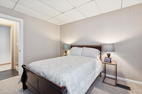 Tiny photo for 213 Cherry Street, Findlay, OH 45840 (MLS # 10001770)