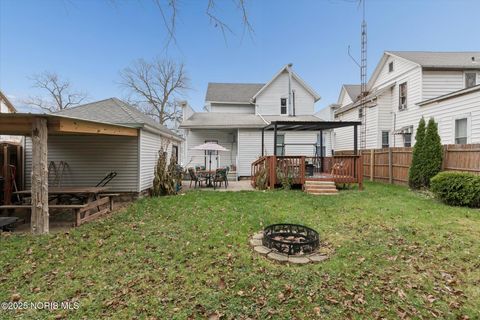 Tiny photo for 213 Cherry Street, Findlay, OH 45840 (MLS # 10001770)