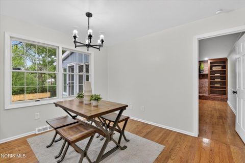 Tiny photo for 7839 Hedingham Road, Sylvania, OH 43560 (MLS # 10007114)