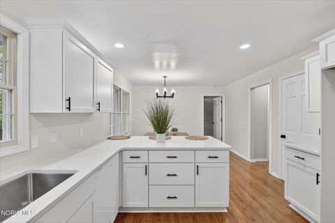 Tiny photo for 7839 Hedingham Road, Sylvania, OH 43560 (MLS # 10007114)
