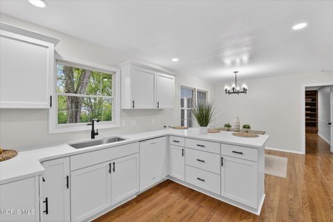 Tiny photo for 7839 Hedingham Road, Sylvania, OH 43560 (MLS # 10007114)