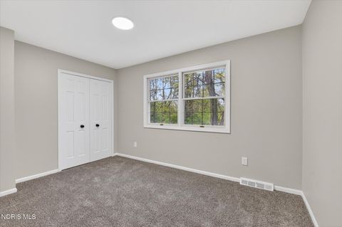 Tiny photo for 7839 Hedingham Road, Sylvania, OH 43560 (MLS # 10007114)