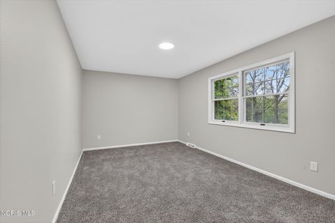 Tiny photo for 7839 Hedingham Road, Sylvania, OH 43560 (MLS # 10007114)