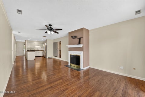 Tiny photo for 2540 W Village Drive, Toledo, OH 43614 (MLS # 10010660)