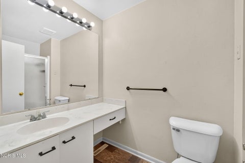 Tiny photo for 2540 W Village Drive, Toledo, OH 43614 (MLS # 10010660)
