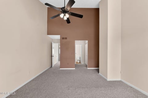 Tiny photo for 2540 W Village Drive, Toledo, OH 43614 (MLS # 10010660)