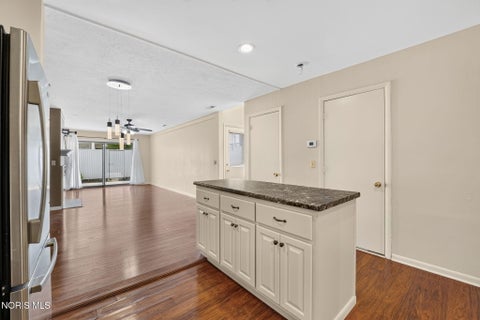 Tiny photo for 2540 W Village Drive, Toledo, OH 43614 (MLS # 10010660)