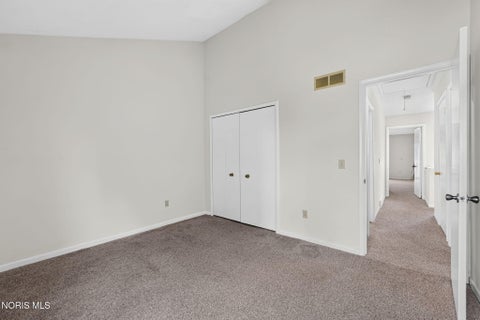Tiny photo for 2540 W Village Drive, Toledo, OH 43614 (MLS # 10010660)
