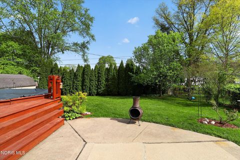 Tiny photo for 545 Dussel Drive, Maumee, OH 43537 (MLS # 10007329)