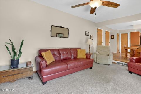 Tiny photo for 545 Dussel Drive, Maumee, OH 43537 (MLS # 10007329)