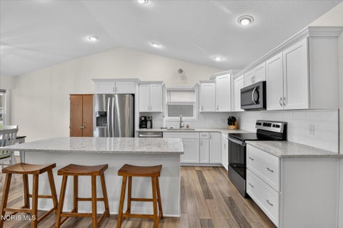 Tiny photo for 9277 Colonel Drive, Findlay, OH 45840 (MLS # 10012327)