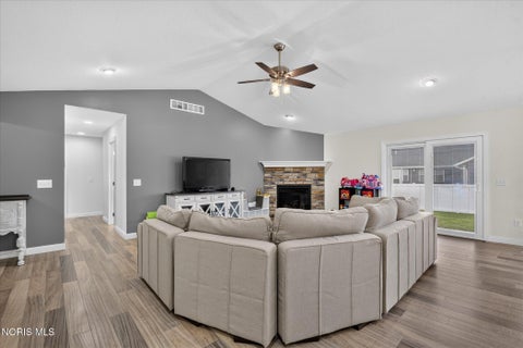 Tiny photo for 9277 Colonel Drive, Findlay, OH 45840 (MLS # 10012327)