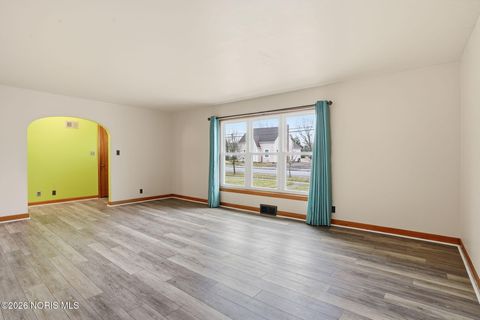 Tiny photo for 215 West Street, Columbus Grove, OH 45830 (MLS # 10002909)