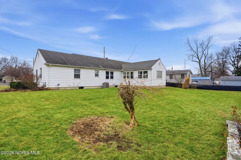 Tiny photo for 215 West Street, Columbus Grove, OH 45830 (MLS # 10002909)
