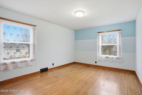 Tiny photo for 215 West Street, Columbus Grove, OH 45830 (MLS # 10002909)