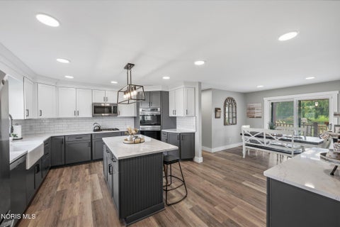 Tiny photo for 18397 Robinson Road, Bowling Green, OH 43402 (MLS # 10014243)