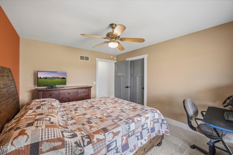 Tiny photo for 18397 Robinson Road, Bowling Green, OH 43402 (MLS # 10014243)