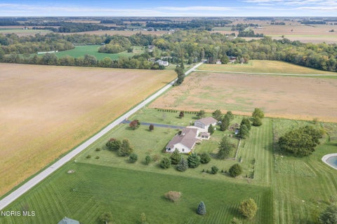 Tiny photo for 18397 Robinson Road, Bowling Green, OH 43402 (MLS # 10014243)