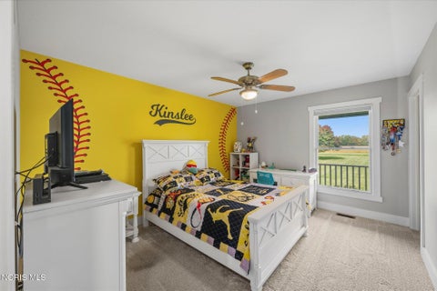Tiny photo for 18397 Robinson Road, Bowling Green, OH 43402 (MLS # 10014243)