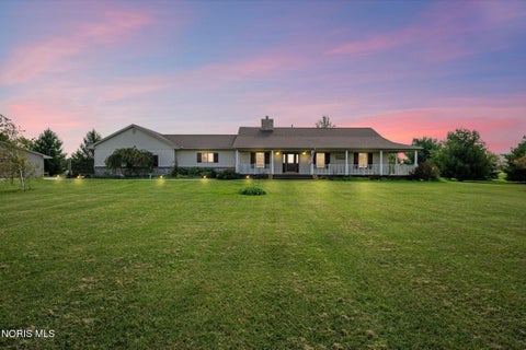 Tiny photo for 18397 Robinson Road, Bowling Green, OH 43402 (MLS # 10014243)