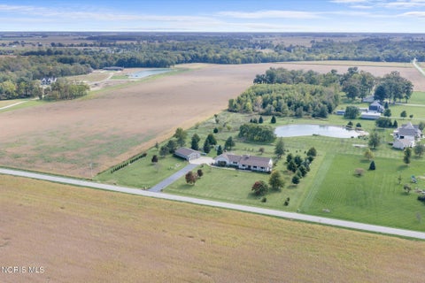 Tiny photo for 18397 Robinson Road, Bowling Green, OH 43402 (MLS # 10014243)