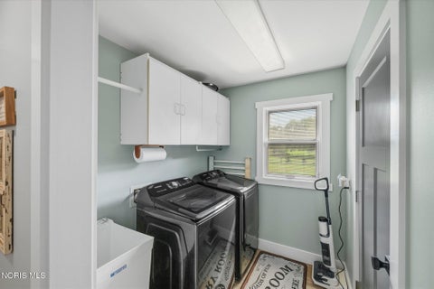 Tiny photo for 18397 Robinson Road, Bowling Green, OH 43402 (MLS # 10014243)