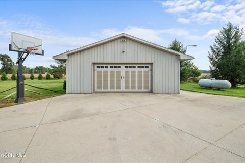 Tiny photo for 18397 Robinson Road, Bowling Green, OH 43402 (MLS # 10014243)