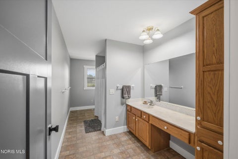 Tiny photo for 18397 Robinson Road, Bowling Green, OH 43402 (MLS # 10014243)