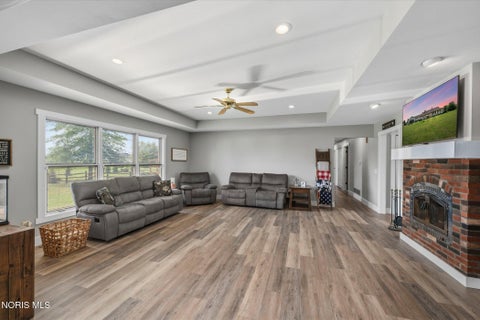 Tiny photo for 18397 Robinson Road, Bowling Green, OH 43402 (MLS # 10014243)