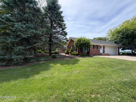 Tiny photo for 6081 Ohio 113, Bellevue, OH 44811 (MLS # 10009403)