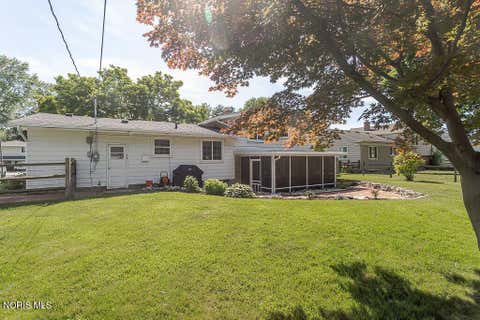 Tiny photo for 1963 Heatherlawn Drive, Toledo, OH 43614 (MLS # 10008817)