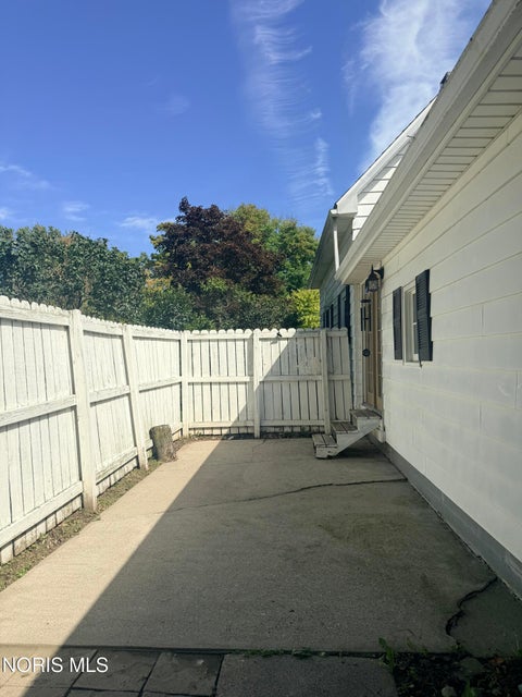 Tiny photo for 819 Delaware Avenue, Montpelier, OH 43543 (MLS # 10013603)