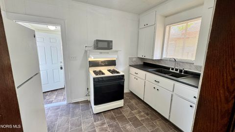 Tiny photo for 3848 Almeda Drive, Toledo, OH 43612 (MLS # 10006759)