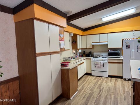 Tiny photo for 1116 Hurst Drive, Napoleon, OH 43545 (MLS # 10004822)