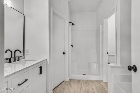 Tiny photo for 26618 Woodmont Drive, Perrysburg, OH 43551 (MLS # 10005459)